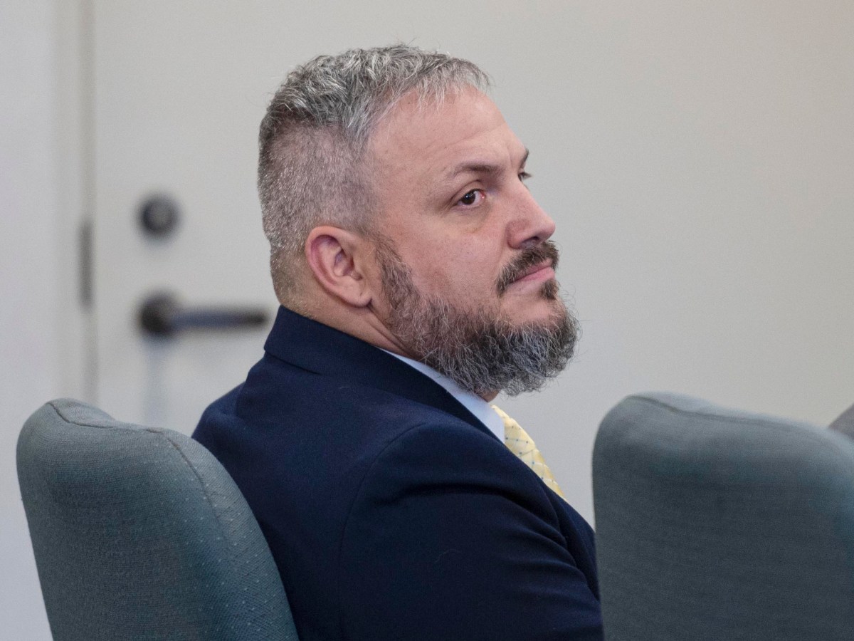 Shelburne police sergeant reaches plea deal, avoids jail time for deadly crash